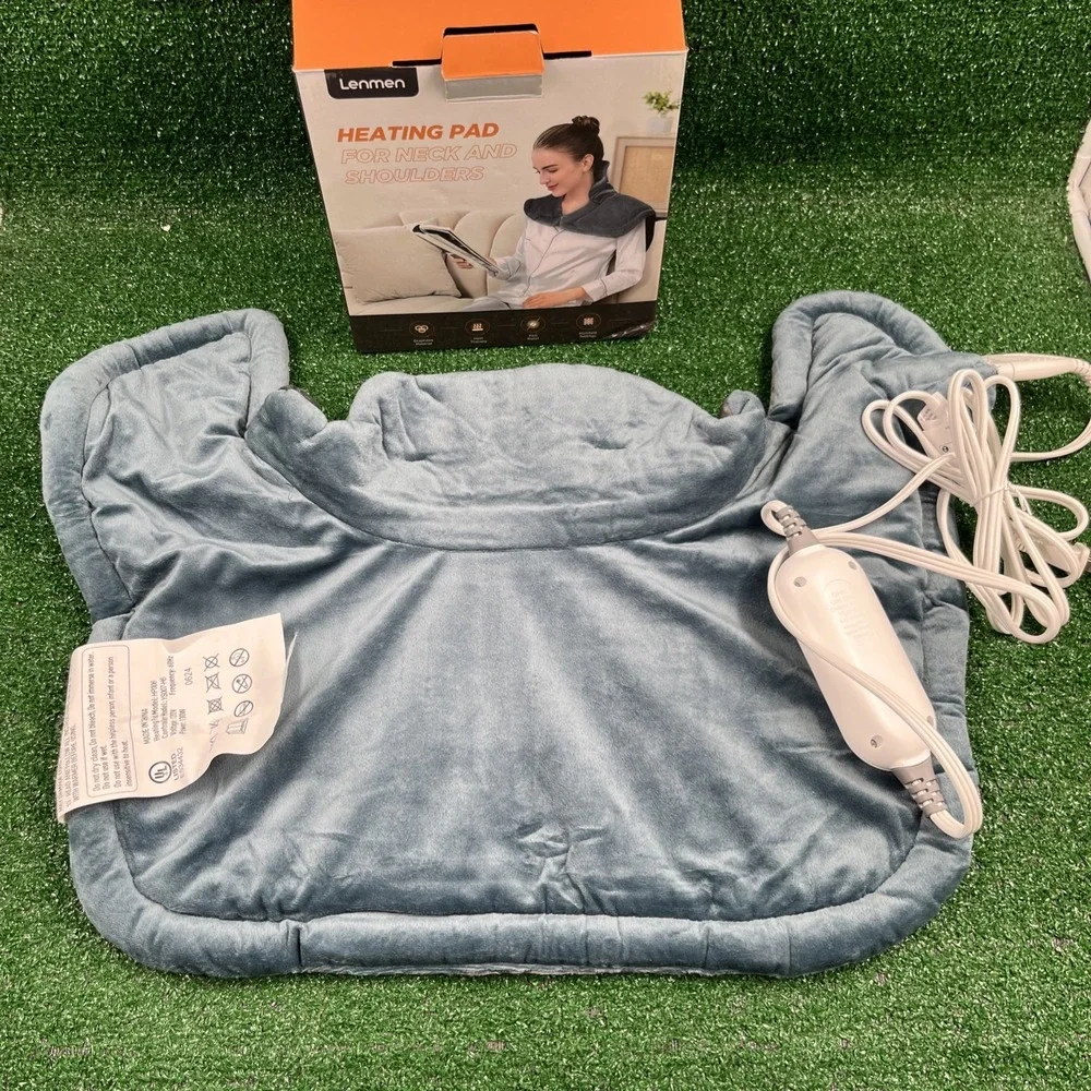 Lenmen Heating Pad Neck And Shoulders Multifold Settings HP006 New Open Box